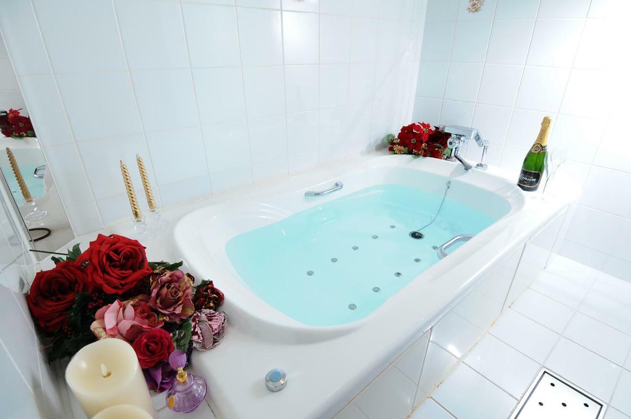 Hotel Blanc Chapel Christmas Sakai (Adults Only) Εξωτερικό φωτογραφία